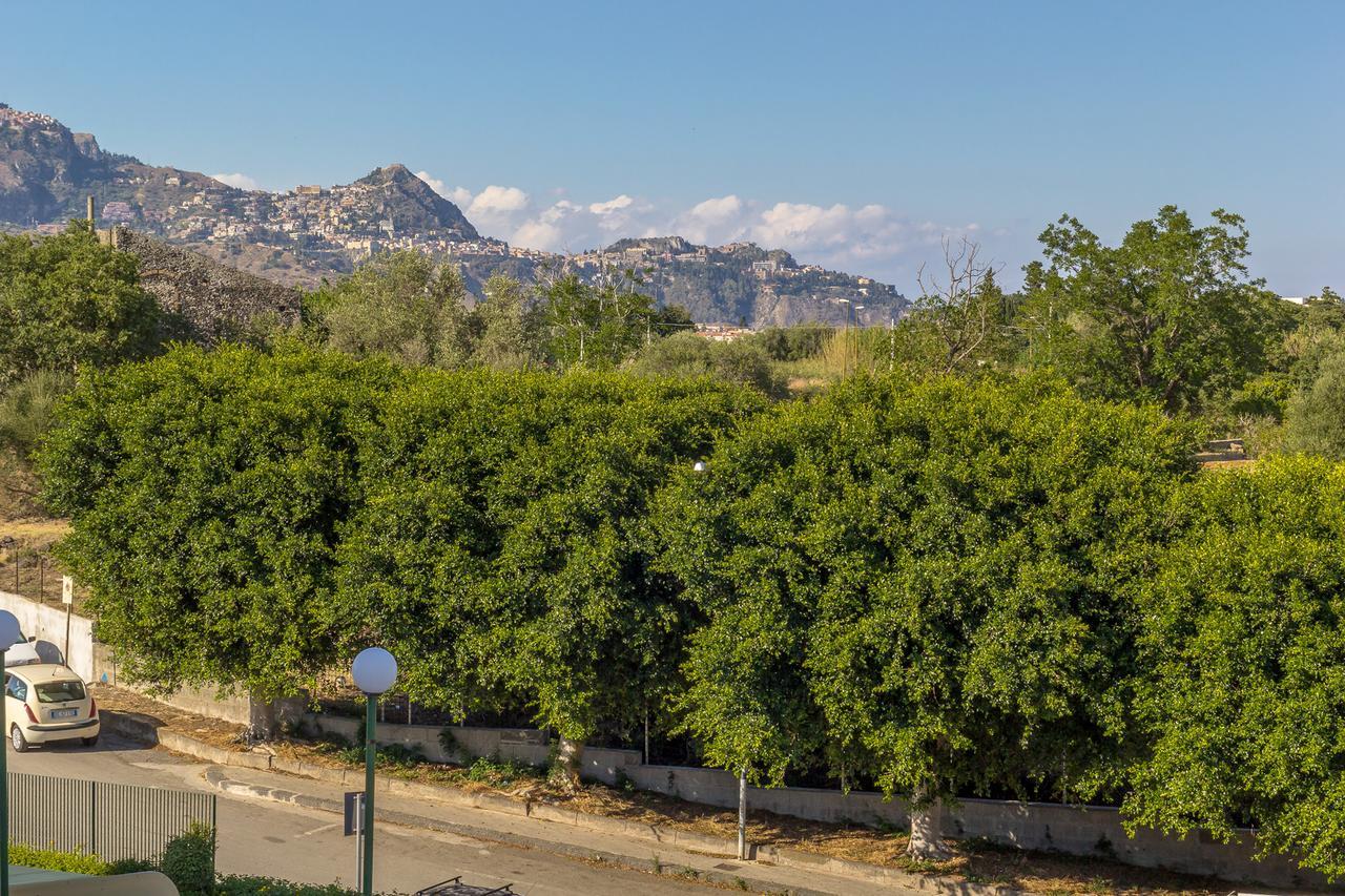 Nero D'Avola Morgante Apartment Giardini Naxos Exterior photo